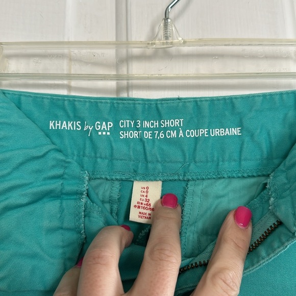 Gap Blue Short size 0 - Picture 3 of 3
